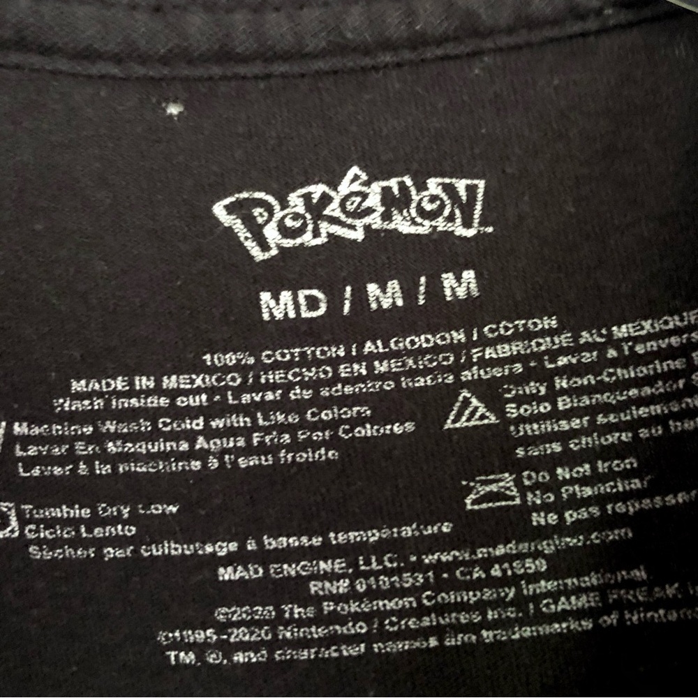 Pokemon T-Shirt Black Size Medium Short Sleeve - Picture 4 of 5